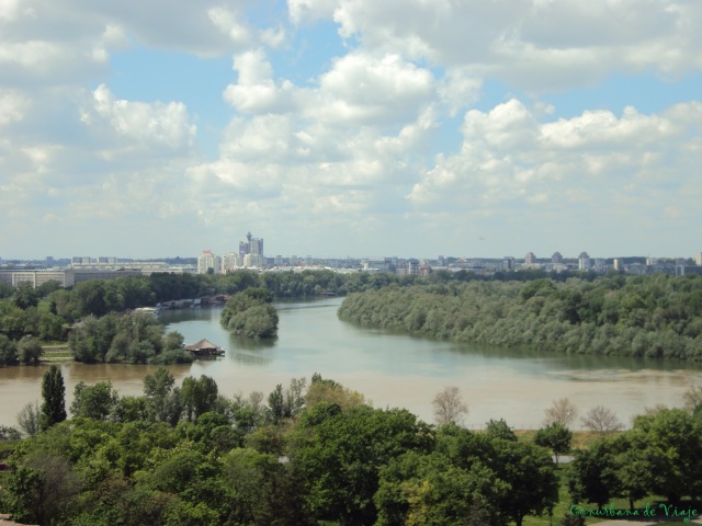 Confluencia de los ríos Sava y Danubio vista desde el Fuerte de Kalemegdan